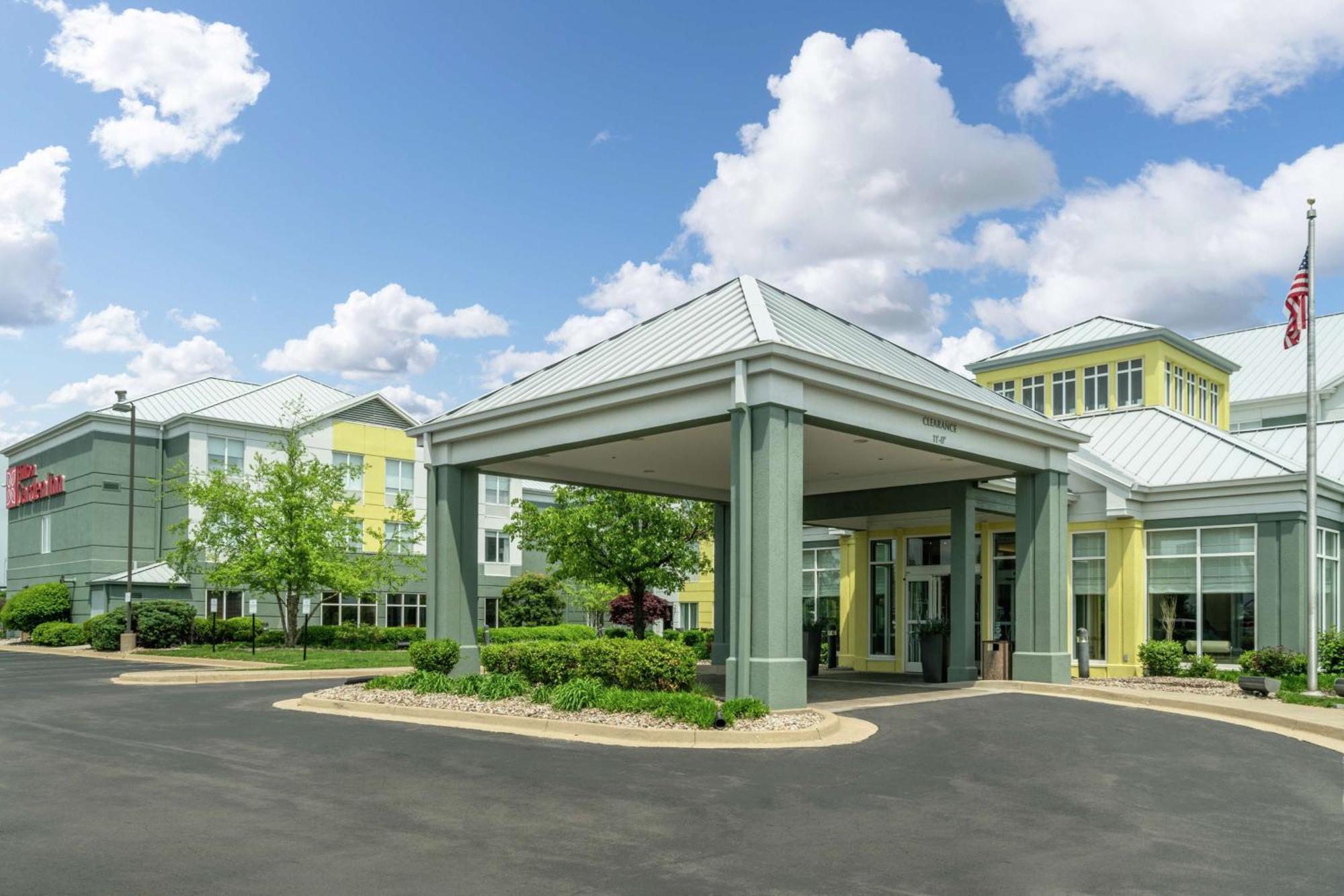 Hilton Garden Inn Louisville East Exterior foto