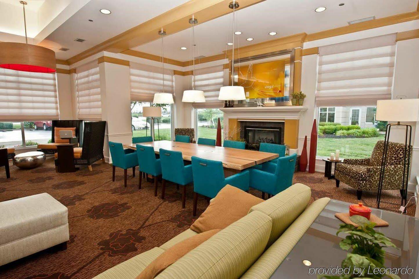 Hilton Garden Inn Louisville East Exterior foto